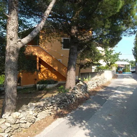 Hodak Apartman Nerezine